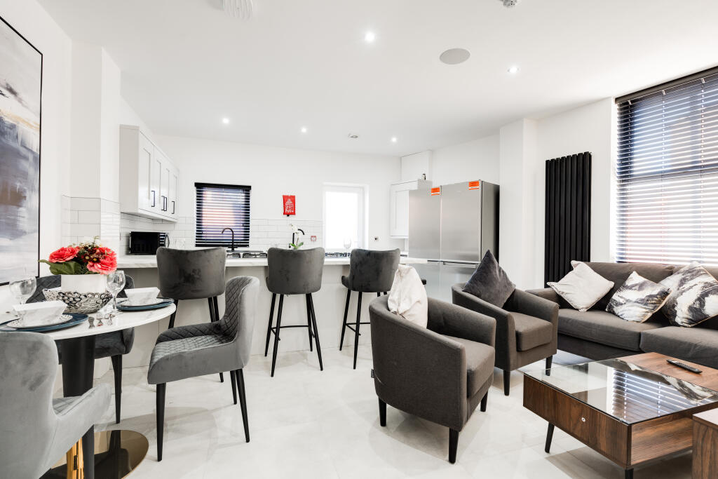 6 bed Mid Terraced House for rent in Liverpool. From Bric Living - Liverpool