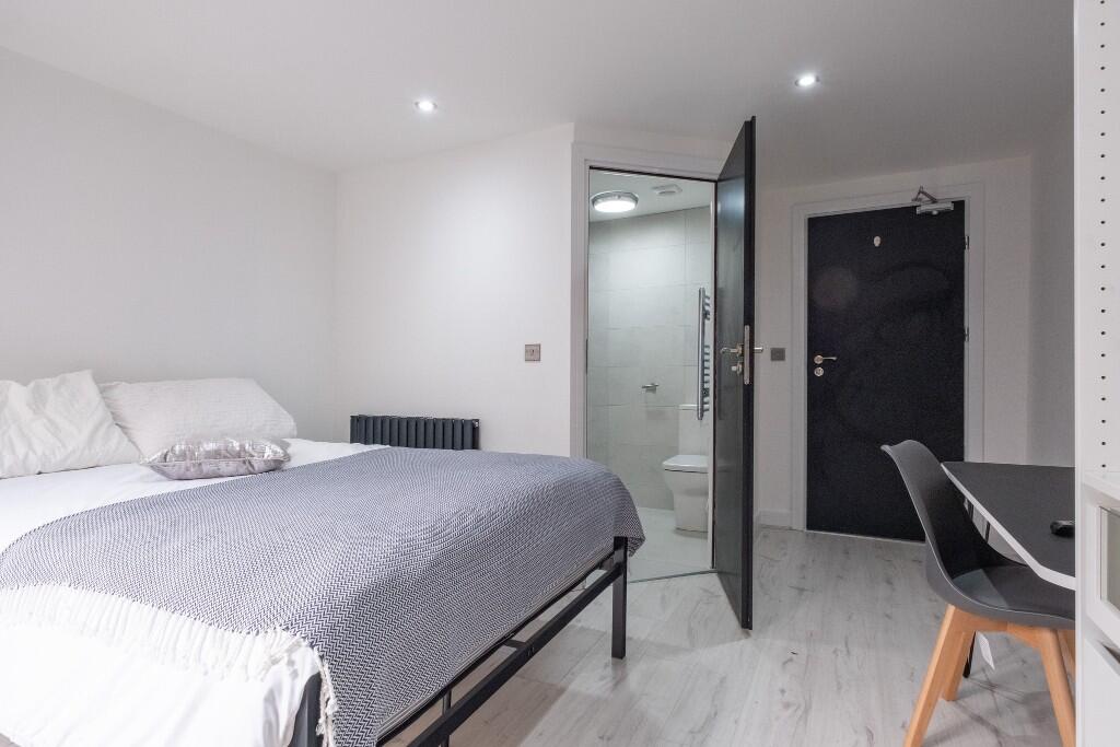 9 bed Mid Terraced House for rent in Harmston. From Bric Living - Lincoln 9 bed Mid Terraced House for rent in Harmston. From Bric Living - Lincoln