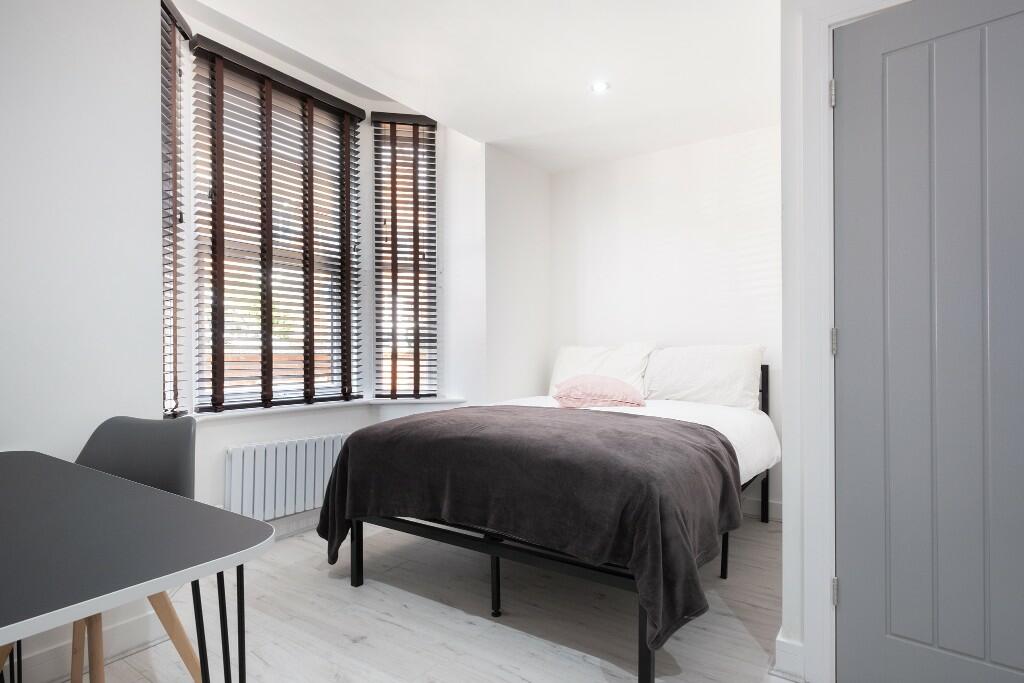 6 bed House Share for rent in Riseholme. From Bric Living - Lincoln