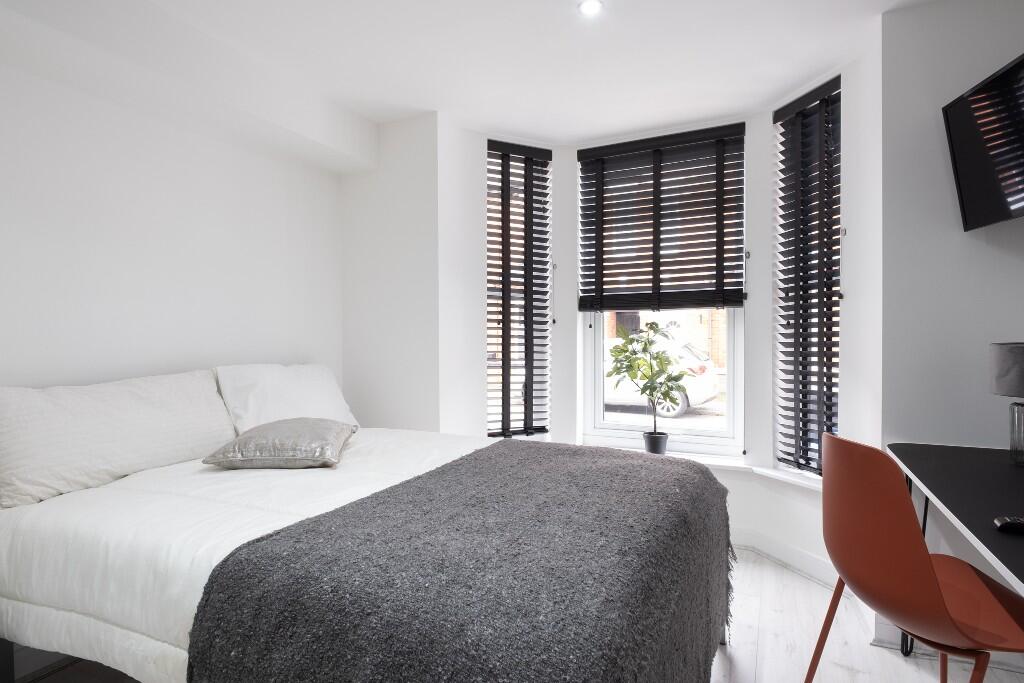 6 bed Mid Terraced House for rent in Harmston. From Bric Living - Lincoln