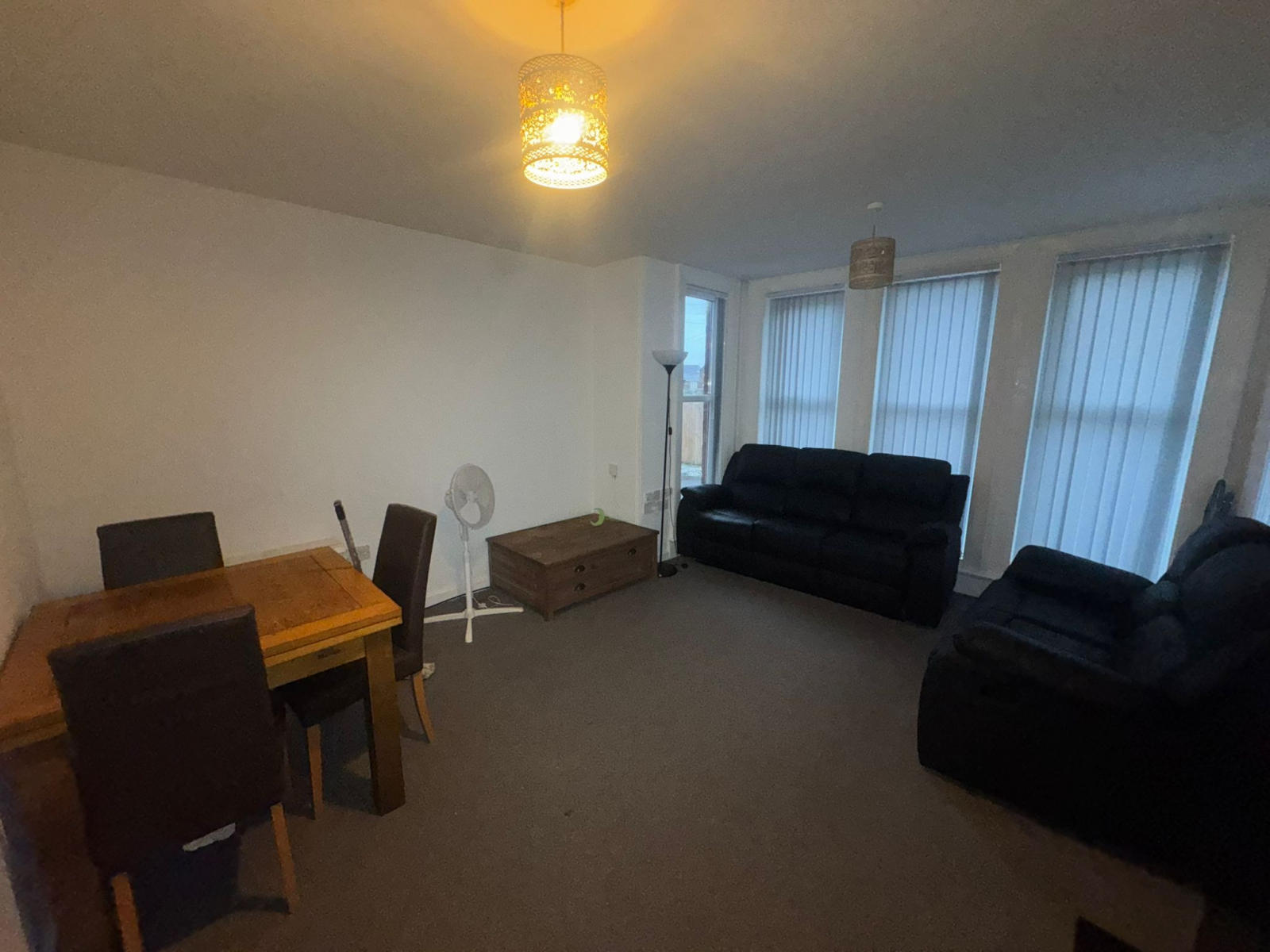 2 bed 1st Floor Flat for rent in Salford. From Maison Management