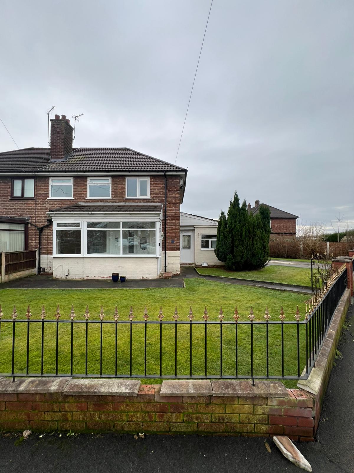 3 bed Semi Detached for rent in Eccles. From Maison Management 3 bed Semi Detached for rent in Eccles. From Maison Management
