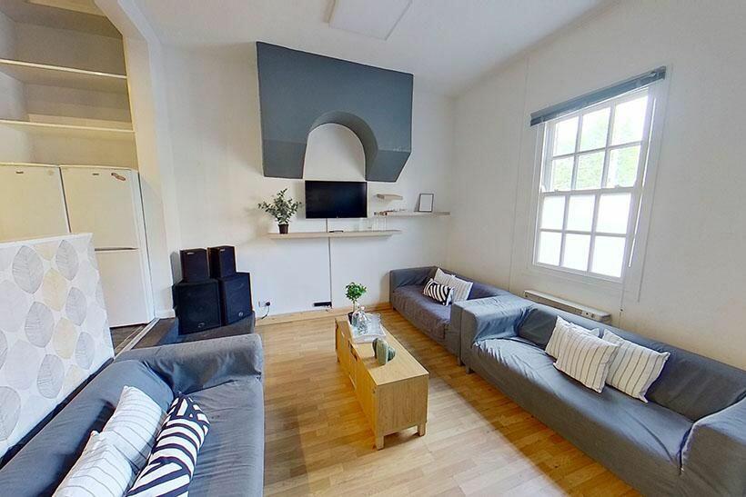 8 bed Detached for rent in Nottingham. From Mega Close - Nottingham