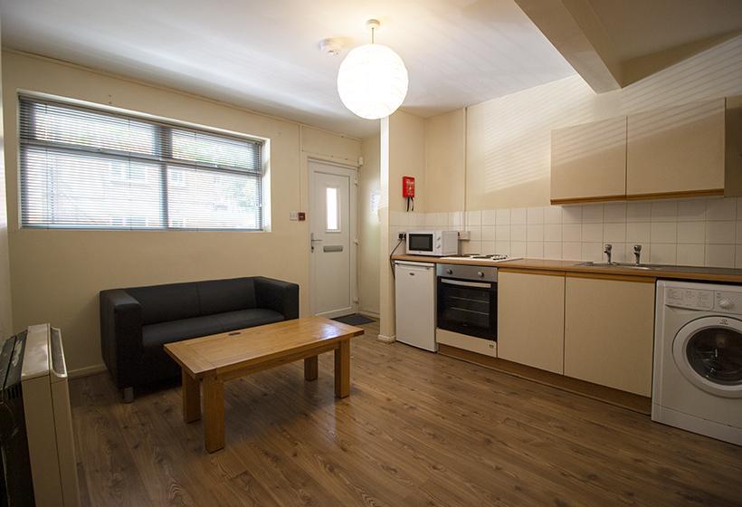 1 bed 1st Floor Flat for rent in Nottingham. From Mega Close - Nottingham