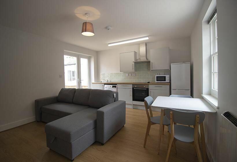 4 bed Town House for rent in Nottingham. From Mega Close - Nottingham