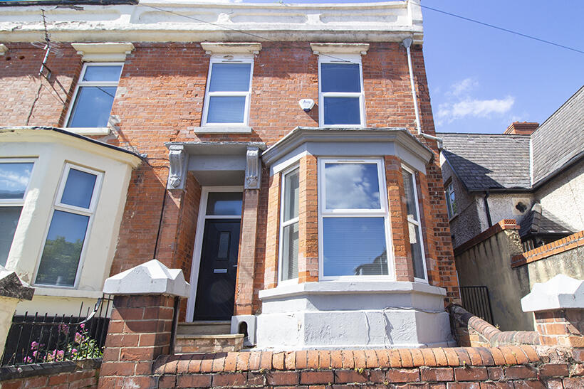 6 bed Detached for rent in Nottingham. From Mega Close - Nottingham