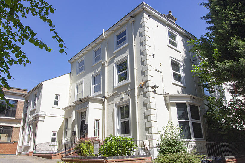 3 bed 1st Floor Flat for rent in Nottingham. From Mega Close - Nottingham