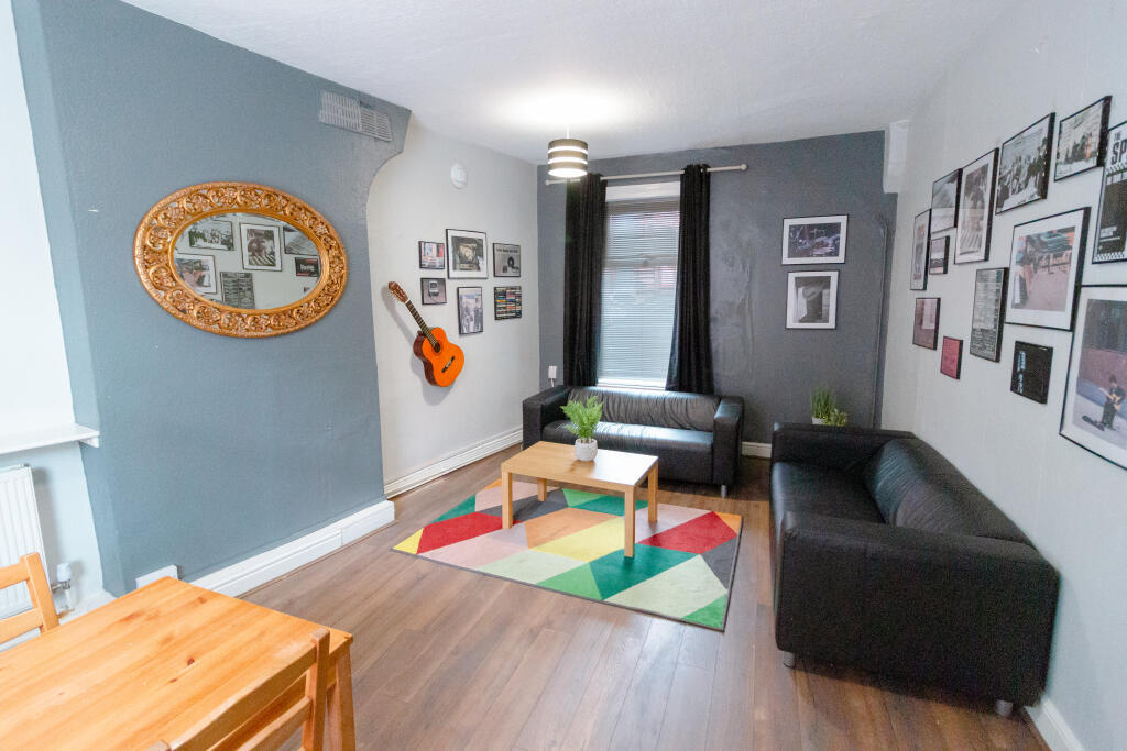 5 bed Town House for rent in Nottingham. From Mega Close - Nottingham 5 bed Town House for rent in Nottingham. From Mega Close - Nottingham