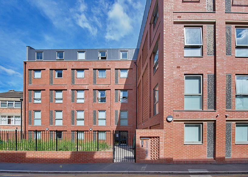 4 bed Studio for rent in Nottingham. From Mega Close - Nottingham