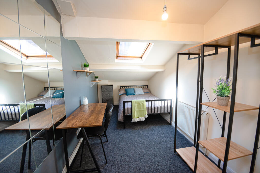 3 bed Town House for rent in Nottingham. From Mega Close - Nottingham