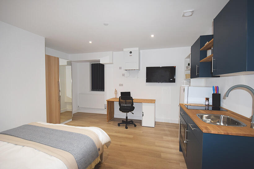 4 bed Studio for rent in Nottingham. From Mega Close - Nottingham 4 bed Studio for rent in Nottingham. From Mega Close - Nottingham