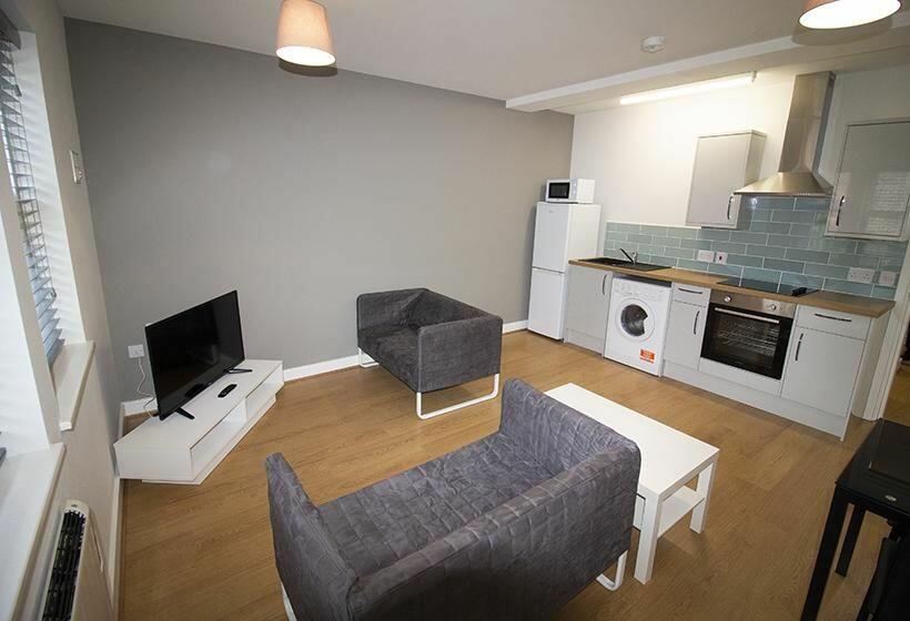 2 bed 1st Floor Flat for rent in Nottingham. From Mega Close - Nottingham
