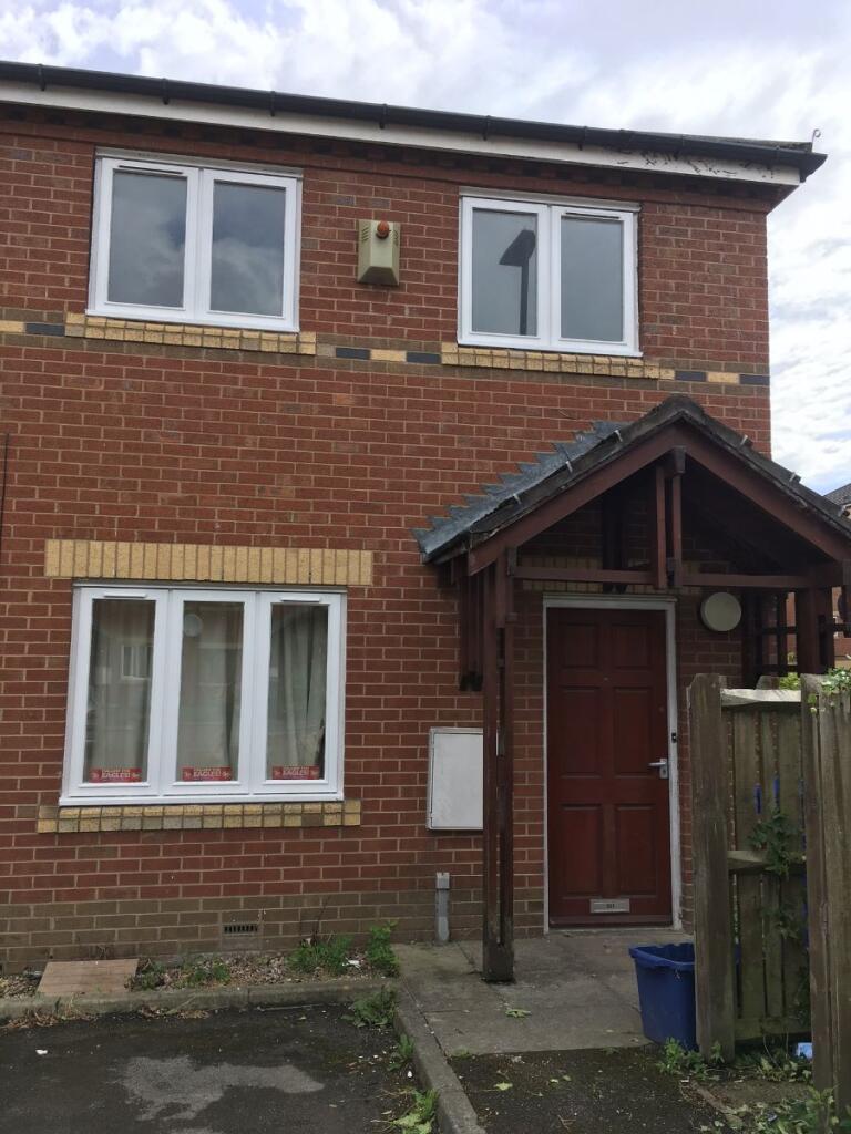 4 bed Semi Detached for rent in Sheffield. From MAF Students