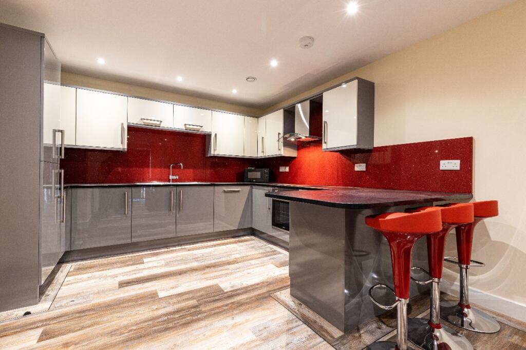 3 bed Apartment for rent in Long Line. From MAF Students