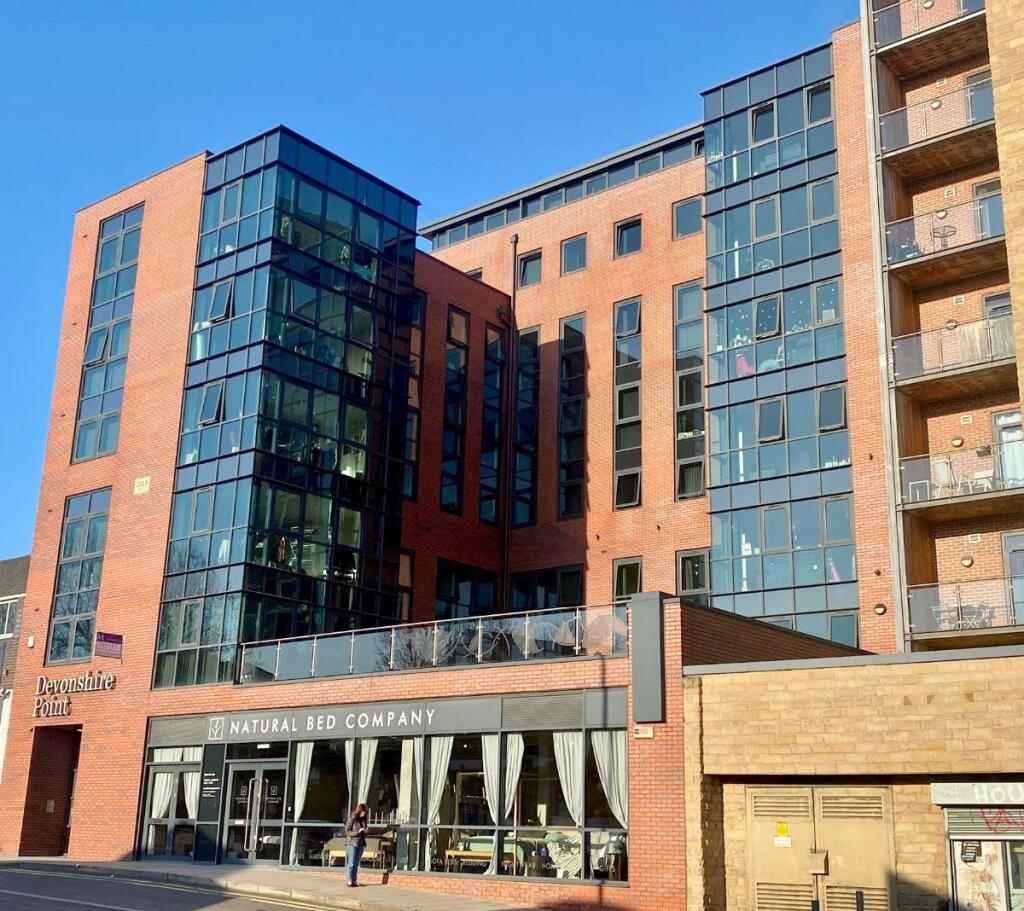 4 bed Apartment for rent in Sheffield. From MAF Students