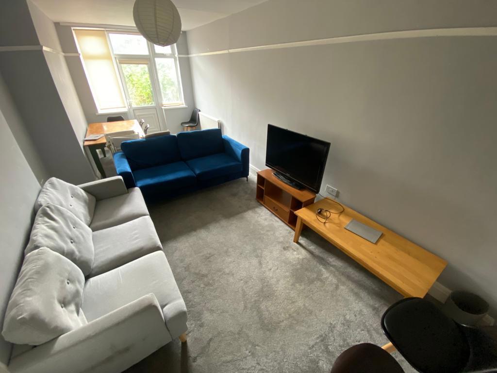 5 bed Semi-detached House for rent in Nottingham. From Arc Management - Edinburgh