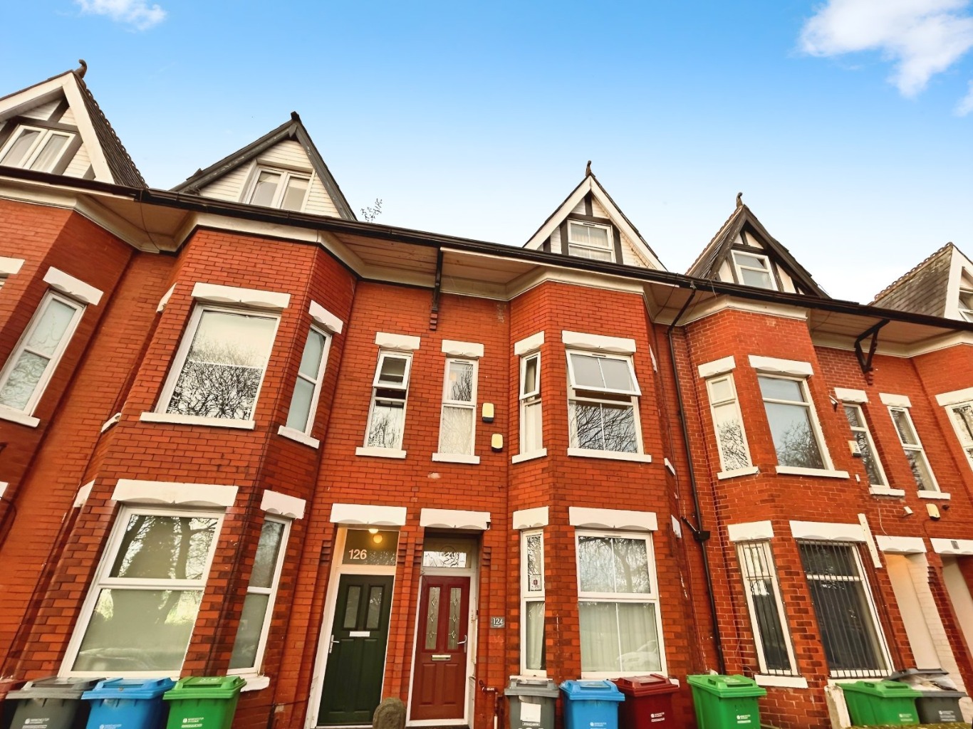 3 bed Flat for rent in Manchester. From Arc Management - Edinburgh