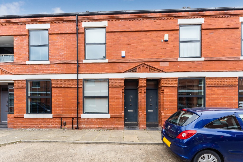 2 bed Terraced House for rent in Manchester. From Arc Management - Edinburgh 2 bed Terraced House for rent in Manchester. From Arc Management - Edinburgh