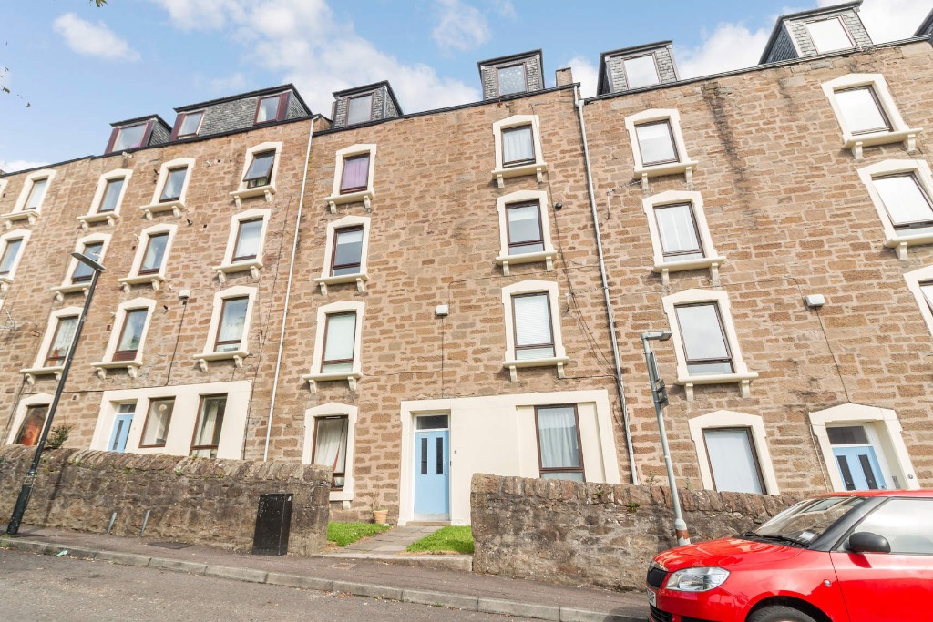 3 bed Flat for rent in Dundee. From Arc Management - Edinburgh