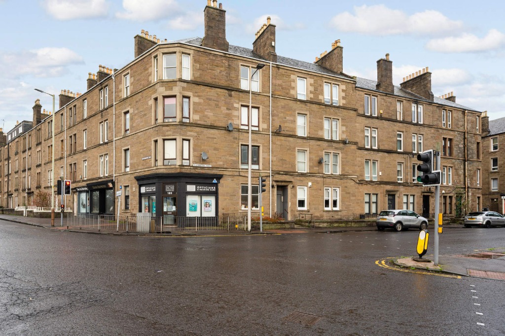 2 bed Flat for rent in Dundee. From Arc Management - Edinburgh