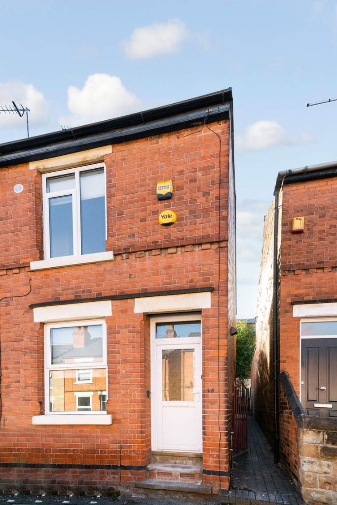 2 bed Terraced House for rent in Nottingham. From Arc Management - Edinburgh