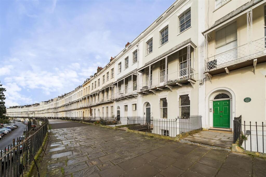 2 bed Apartment for rent in Bristol. From Acen Properties - Bristol