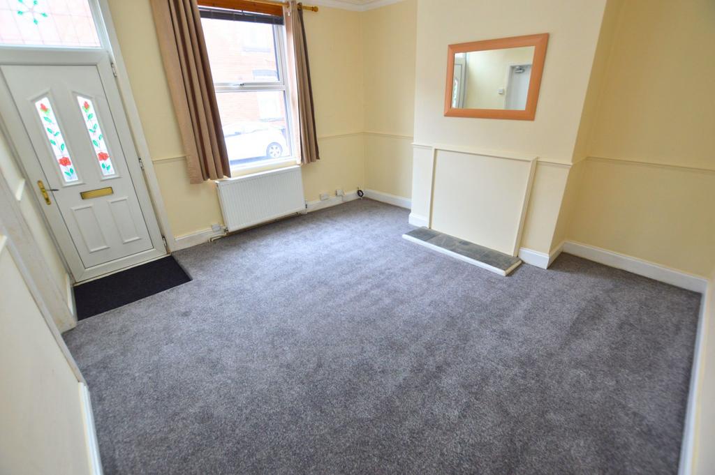 2 bed Mid Terraced House for rent in Leeds. From Casa Property Partners 2 bed Mid Terraced House for rent in Leeds. From Casa Property Partners