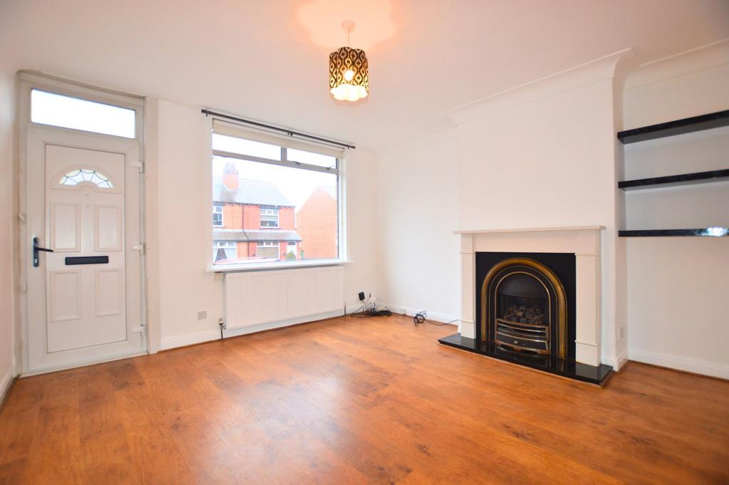 2 bed Mid Terraced House for rent in Leeds. From Casa Property Partners