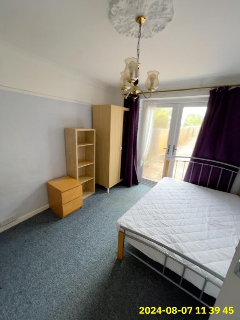 5 bed Mid Terraced House for rent in Filton. From Xeno Property - Bristol