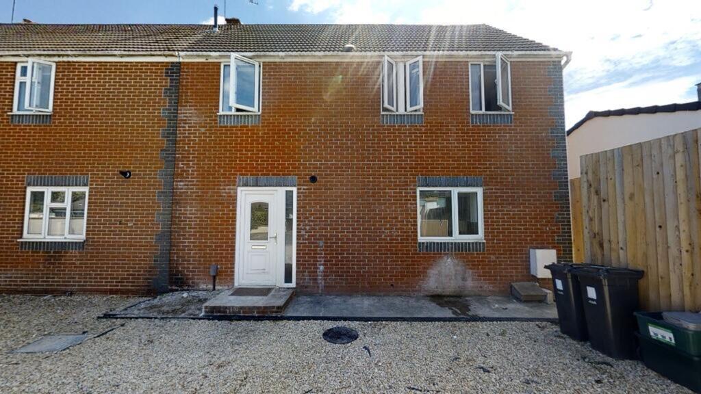 8 bed Mid Terraced House for rent in Filton. From Xeno Property - Bristol