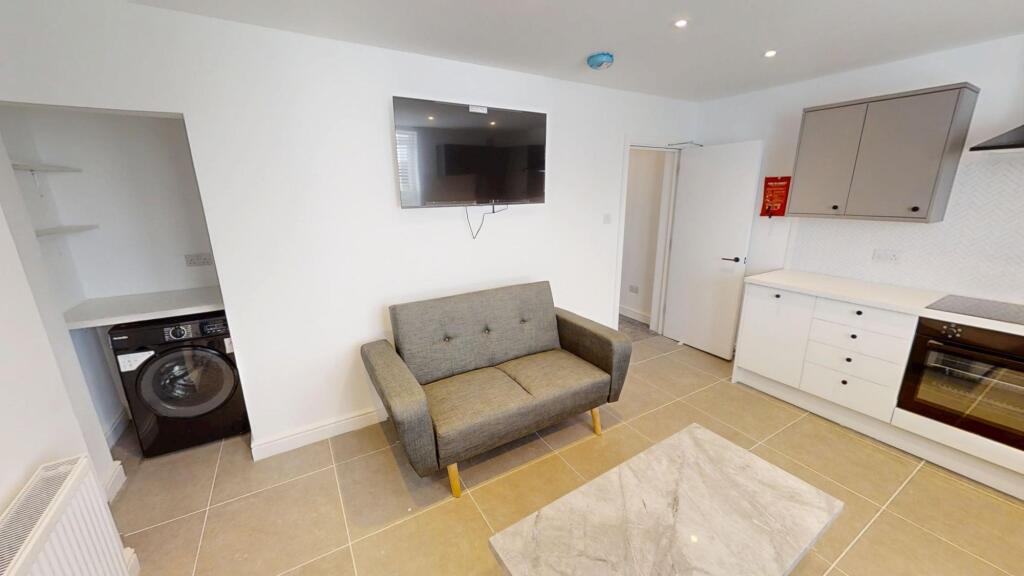 3 bed Mid Terraced House for rent in . From Xeno Property - Bristol