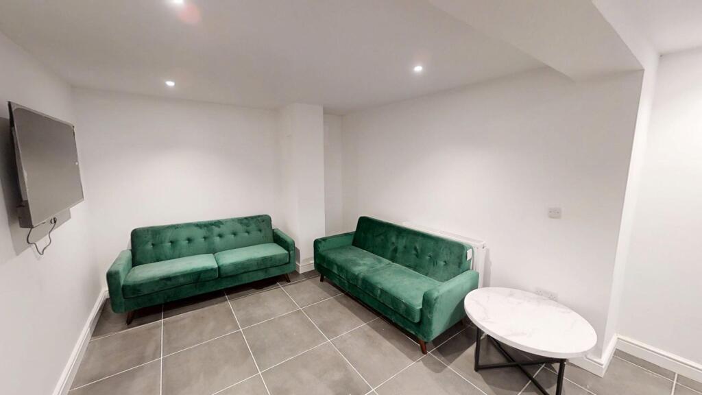 4 bed Mid Terraced House for rent in . From Xeno Property - Bristol