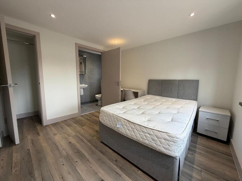 1 bed Detached for rent in Hambrook. From Xeno Property - Bristol 1 bed Detached for rent in Hambrook. From Xeno Property - Bristol