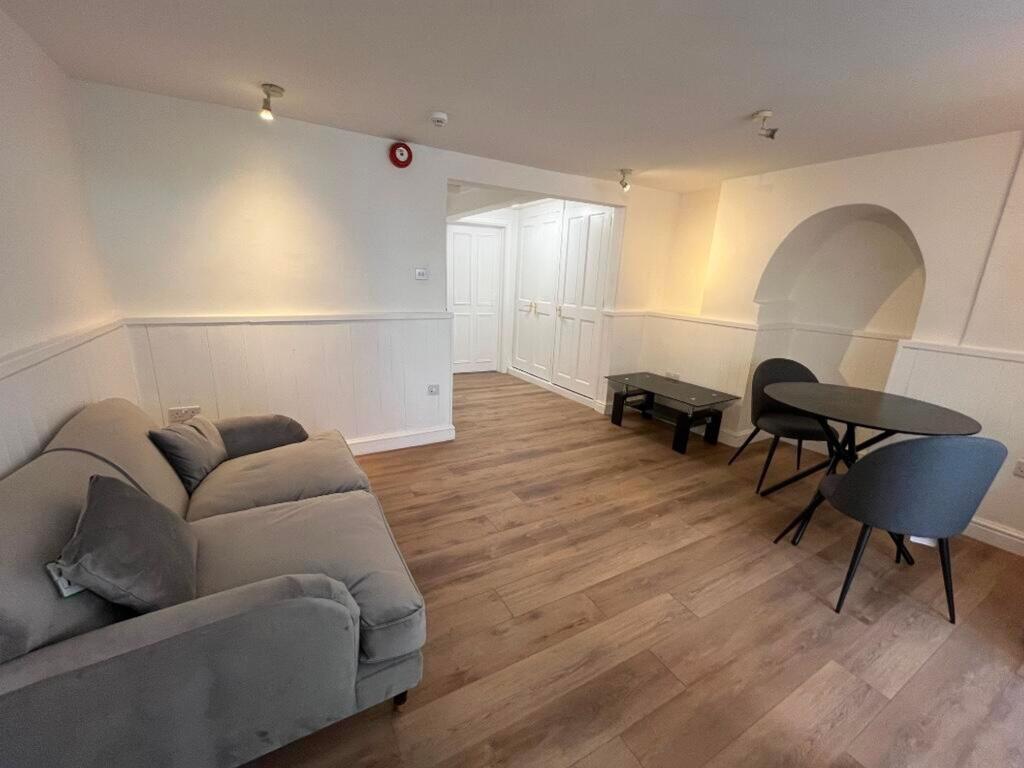 1 bed 1st Floor Flat for rent in Bristol. From Xeno Property - Bristol