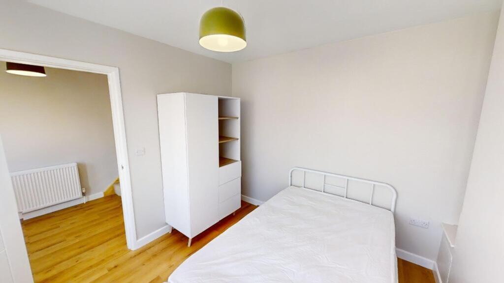 4 bed Semi Detached for rent in Whiteway. From Xeno Property - Bristol