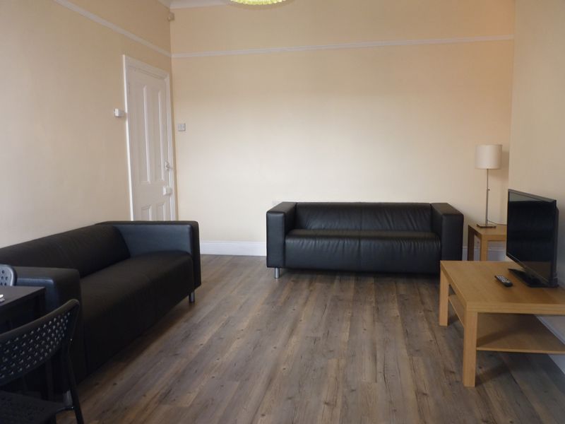 3 bed Upper Floor Flat for rent in Newcastle Upon Tyne. From Cloud Estates - Newcastle