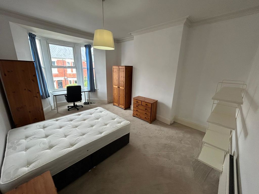 5 bed Upper Floor Flat for rent in Newcastle Upon Tyne. From Cloud Estates - Newcastle 5 bed Upper Floor Flat for rent in Newcastle Upon Tyne. From Cloud Estates - Newcastle