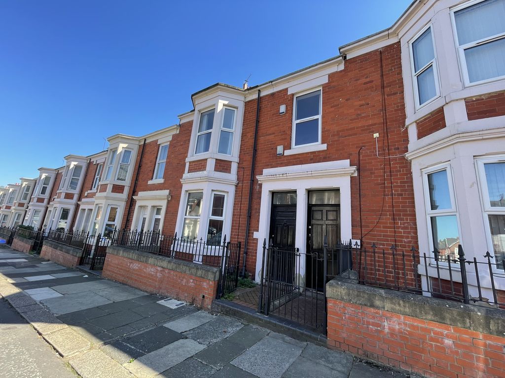 3 bed Upper Floor Flat for rent in Newcastle Upon Tyne. From Cloud Estates - Newcastle