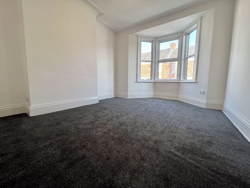 3 bed Upper Floor Flat for rent in Gateshead. From Cloud Estates - Newcastle