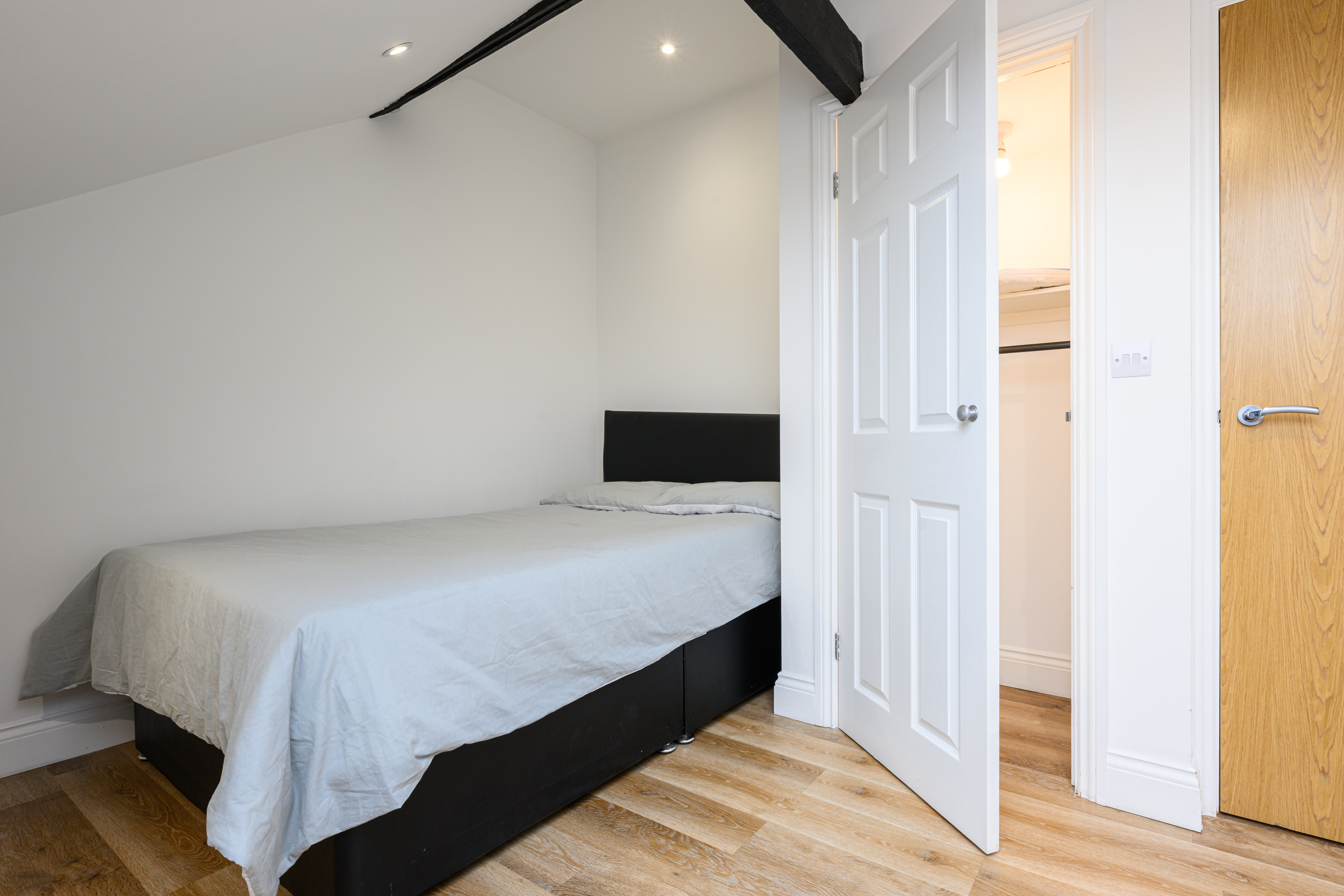 1 bed House (unspecified) for rent in Newcastle upon Tyne. From MyHoouse