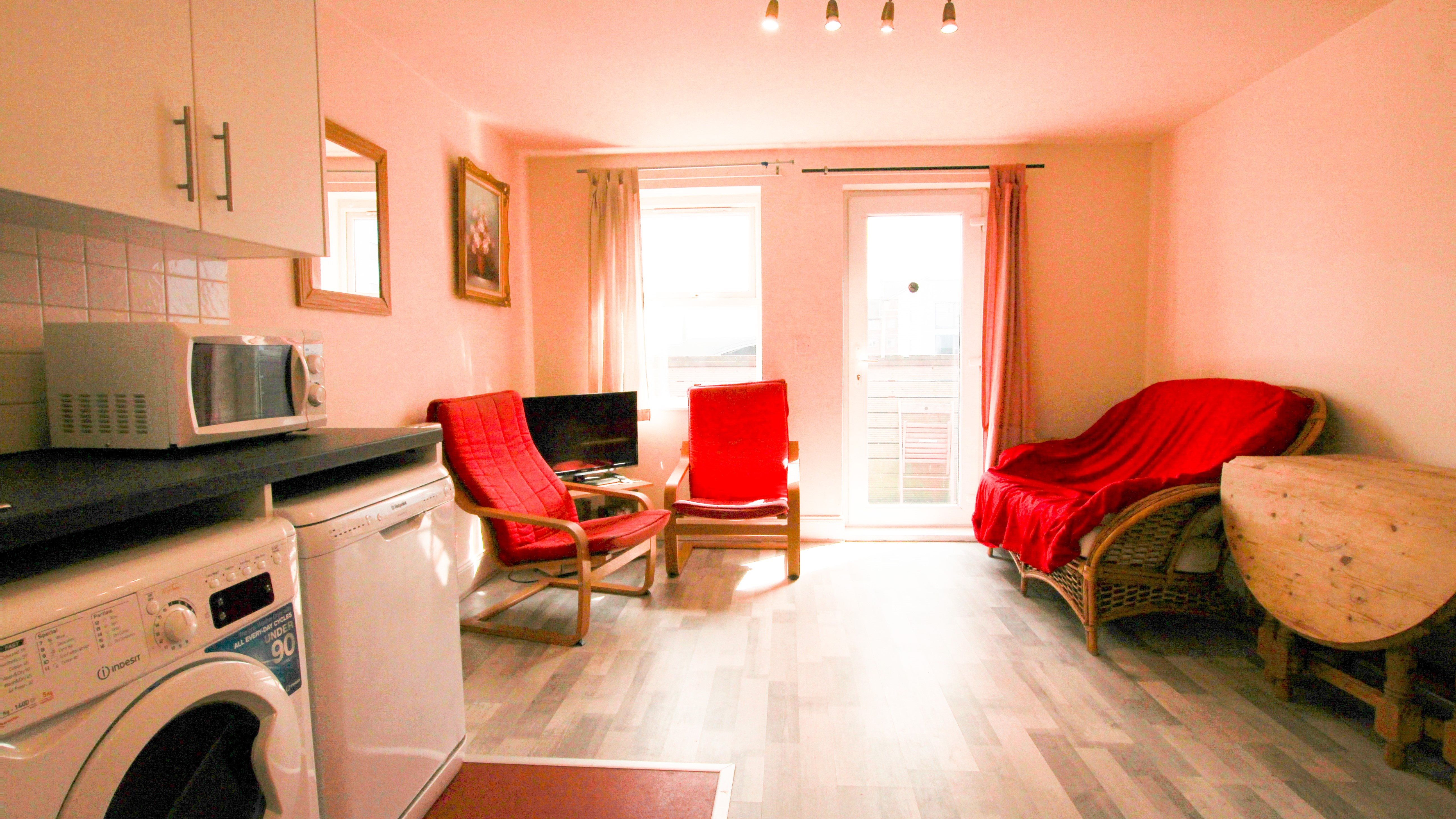 4 bed House (unspecified) for rent in Newcastle upon Tyne. From MyHoouse