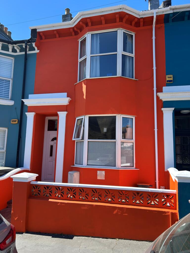 5 bed Mid Terraced House for rent in Ovingdean. From G4 Lets - Brighton