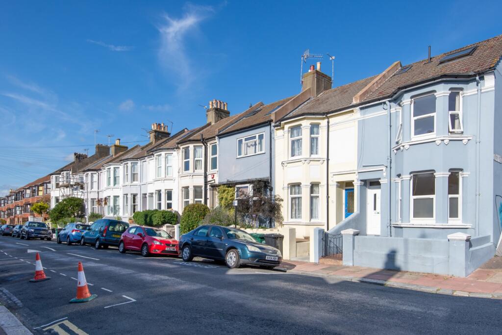 7 bed End of Terrace for rent in Ovingdean. From G4 Lets - Brighton