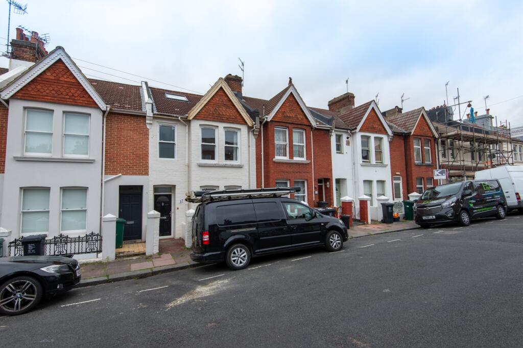 7 bed Mid Terraced House for rent in Ovingdean. From G4 Lets - Brighton