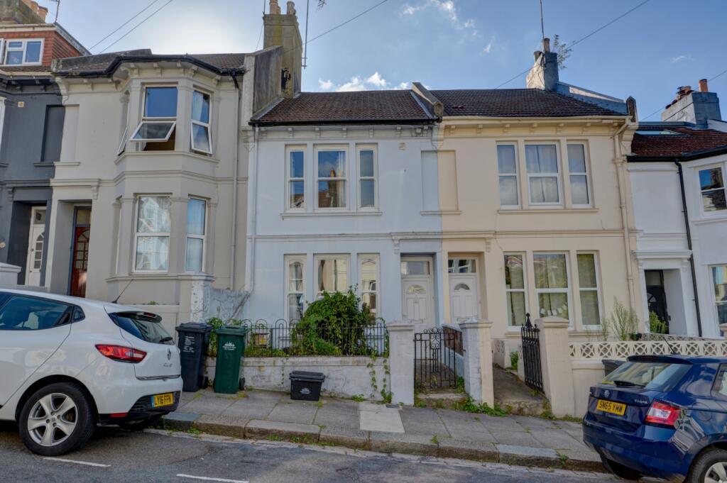 5 bed Mid Terraced House for rent in Ovingdean. From G4 Lets - Brighton