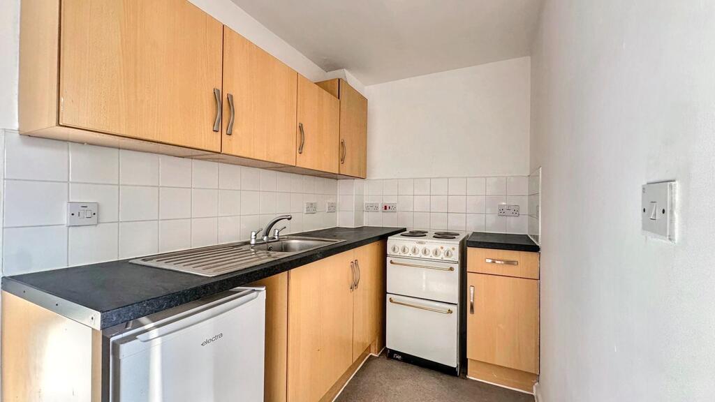 1 bed Apartment for rent in Bristol. From R and G Property - Bristol (Apex)