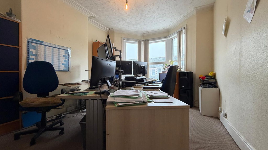 0 bed Business Transfer for rent in Cardiff. From R and G Property - Bristol (Apex)