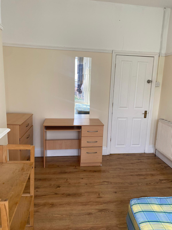 1 bed House Share for rent in Bristol. From R and G Property - Bristol (Apex)
