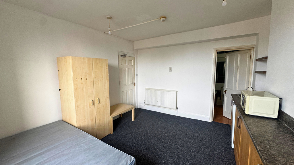 1 bed Studio for rent in Bristol. From R and G Property - Bristol (Apex)