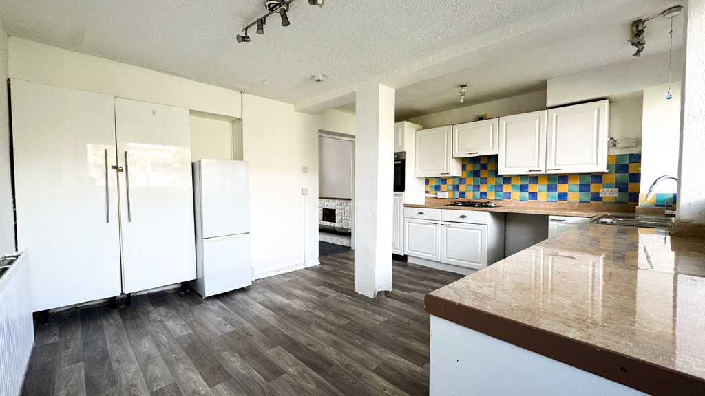 3 bed Semi Detached for rent in Bristol. From R and G Property - Bristol (Apex)